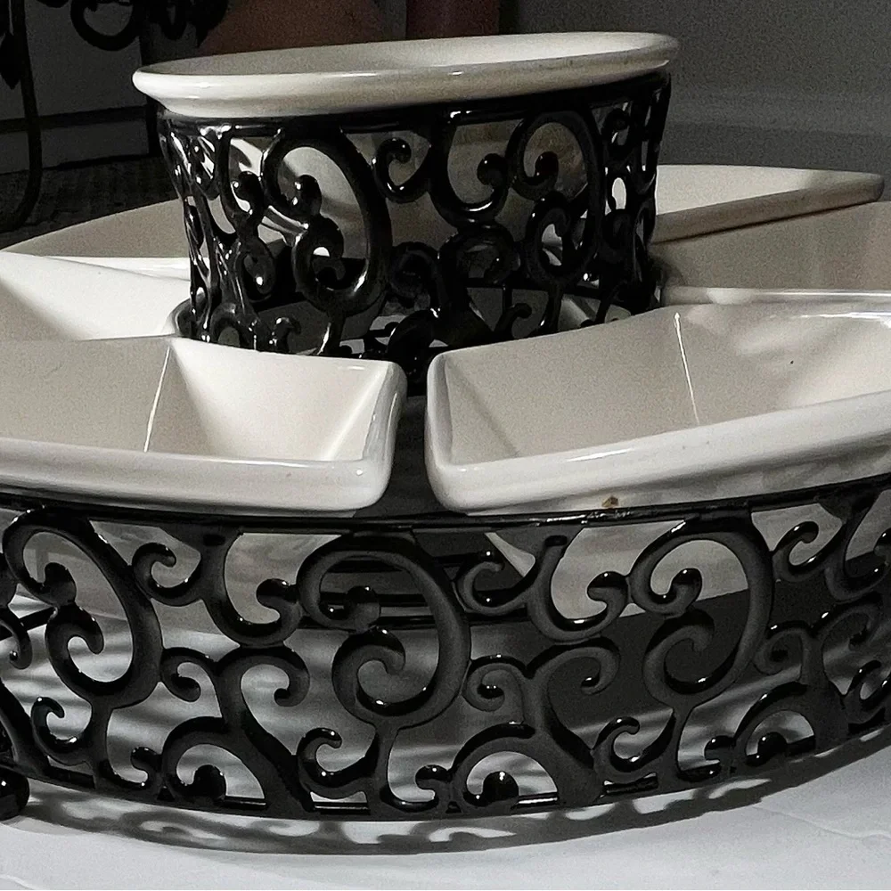 Home Essentials by the Danbury collection 7 Piece Beautiful Serving Dishes‎ NWOT